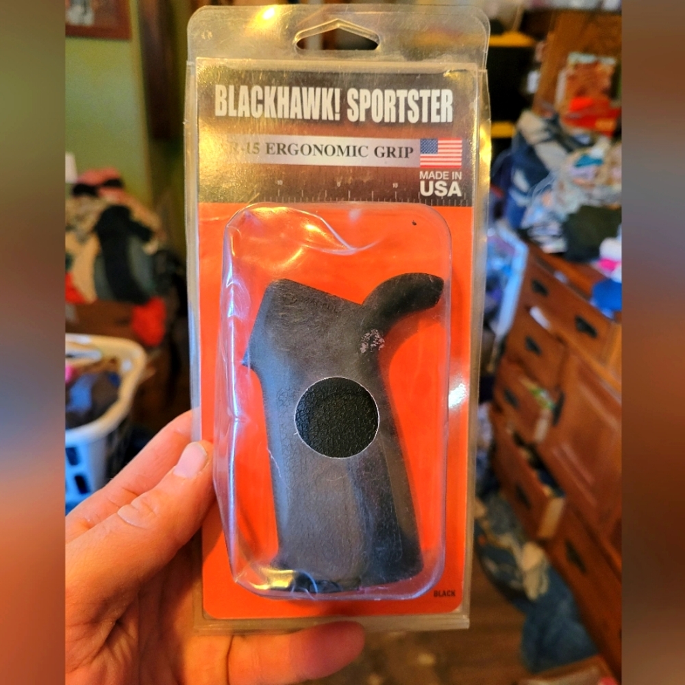 Blackhawk AR grip